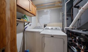 1527 N Harrison St, Algonquin, IL 60102