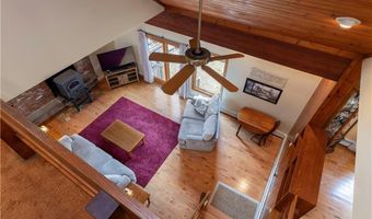 71 Phillips Ln, Glocester, RI 02814