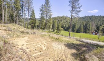 2799 Quines Creek Rd, Azalea, OR 97410