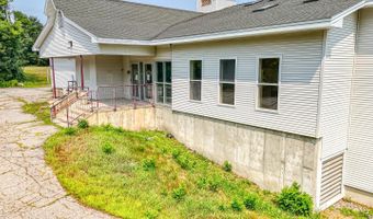 10 Pethaven Ln, Augusta, ME 04330