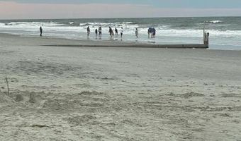 708 31st Ave S, Atlantic Beach, SC 29582
