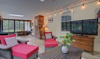 1307 Floyd Spgs, Armuchee, GA 30105