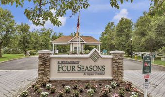 95 Minuteman Cir, Allentown, NJ 08501