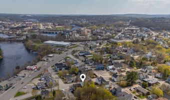 26 Vernon St, Auburn, ME 04210