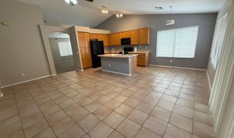1695 W MACAW Dr, Chandler, AZ 85286