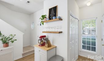 310 Ross Moore Ave, Charlotte, NC 28205
