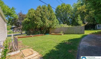 302 College Dr, Allentown, PA 18104