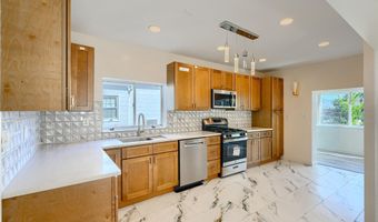 2220 LAKE Ave, Baltimore, MD 21213