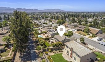 2142 Klamath Dr, Camarillo, CA 93010
