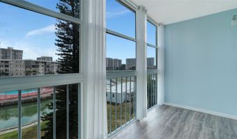 2905 Point East Dr L514, Aventura, FL 33160