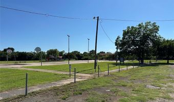 900 Monroe St, Teague, TX 75860