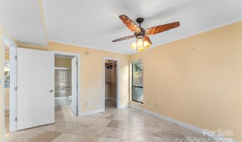 55 Ravencroft Ln, Asheville, NC 28803