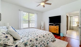 5539 SUNSET FALLS Dr, Apollo Beach, FL 33572