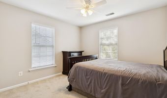 24769 STONE PILLAR Dr, Aldie, VA 20105
