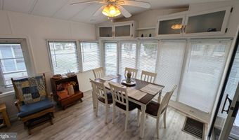 273 WOODHAVEN Ct, Berlin, MD 21811