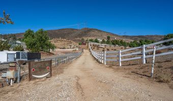 9555 Hierba Rd, Agua Dulce, CA 91390