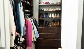 94 Stonyridge Dr 94, Bayonne, NJ 07035