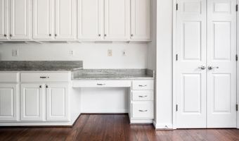 21562 IREDELL Ter, Broadlands, VA 20148