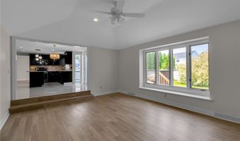 10 San Mateo Ct, Amherst, NY 14051