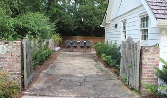 415 Perkins Dr, Brookhaven, MS 39601