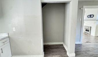 1239 Pondview Ave, Akron, OH 44305