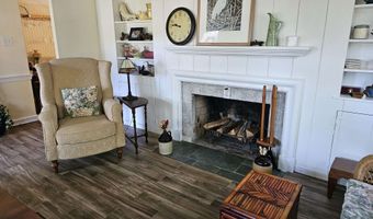 10 Wilkie Blvd, Beesleys Point, NJ 08223