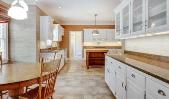 150 Walton Creek Rd, Athens, GA 30607