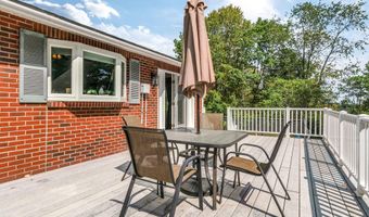 1391 Turner St, Auburn, ME 04210