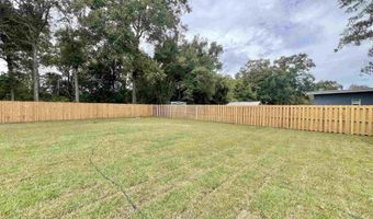 618 S Carney St, Atmore, AL 36502