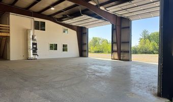 710 INDUSTRIAL PARK Rd, Beaver, WV 25813