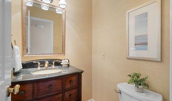 1217 Du Motier Dr, Ballwin, MO 63011