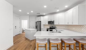 2511 W QUEEN CREEK Rd 374, Chandler, AZ 85248