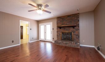 304 Dogwood Dr, Benton, AR 72019