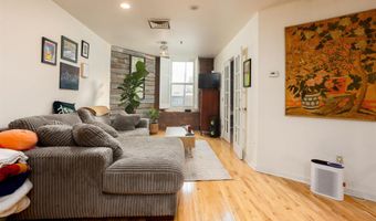 131 Main St 211, Burlington, VT 05401