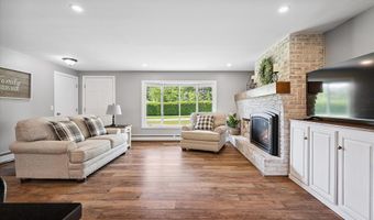 121 Packard Dr, Bangor, ME 04401