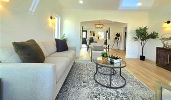 2022 W 75th St, Los Angeles, CA 90047