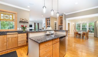 2 Merritt Woods, Burlington, CT 06013