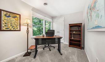 3843 30TH St N, Arlington, VA 22207