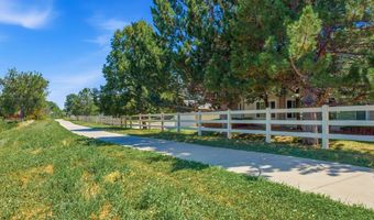 1030 Opal St 104, Broomfield, CO 80020