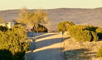 136 Zuni Dr, Concho, AZ 85924