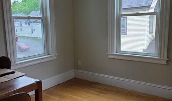 34 Gage St, Augusta, ME 04330