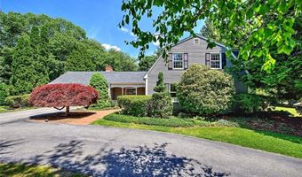 15 Sylvia Ln, Lincoln, RI 02865