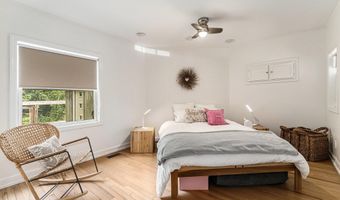215 S Broadway, Beverly Shores, IN 46301