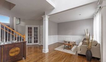 3960 Georgetown Cir, Algonquin, IL 60102