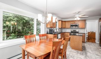 3 Deerfield Rd, Brookfield, CT 06804
