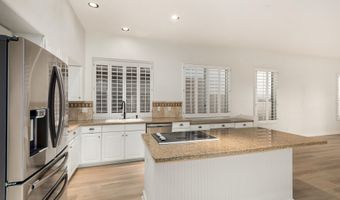 925 W SAN MARCOS Dr, Chandler, AZ 85225