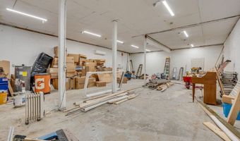 560 W Main St, Abingdon, VA 24210
