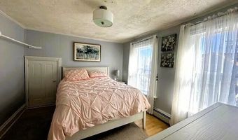 68 Park St, Belfast, ME 04915