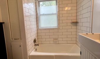 122 Marlboro Ave, Brattleboro, VT 05301
