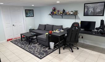 14 Hebron Rd, Bolton, CT 06043